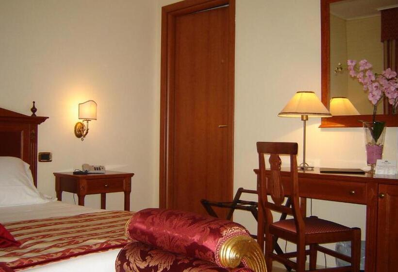 Номер Superior, D Angelo Palace