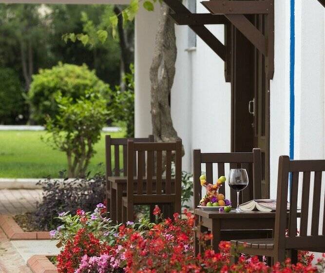 بانگلوی استاندارد, Club Kastalia Holiday Village   All Inclusive
