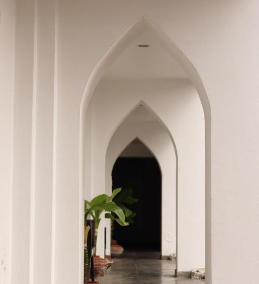سوییت خانوادگی, Gudi Boutique