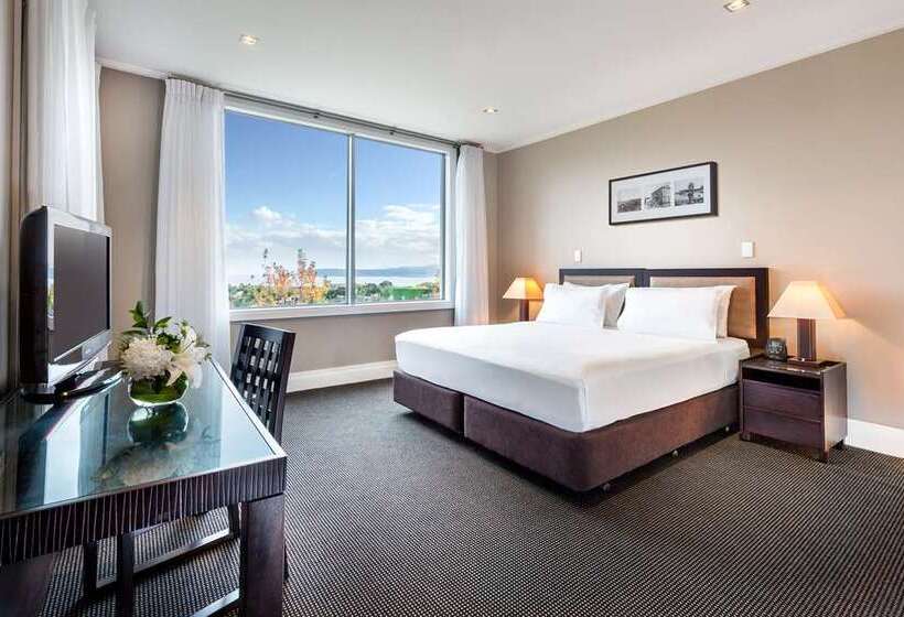 Апартаменты 1 Спальня, Hilton Lake Taupo