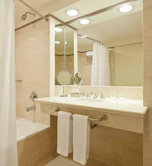 클럽 룸 킹침대, Sheraton Salta