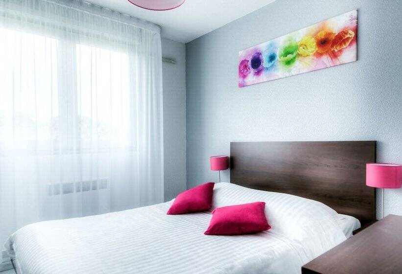 Студия Стандарт, Comfort Aparthotel Besancon La City