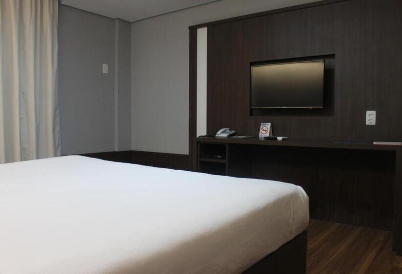Номер Премиум, Master Grande Hotel   Próximo Ao Palácio Do Governo