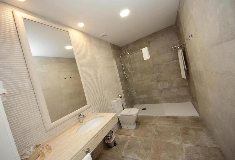Номер Deluxe, Chateau Vinasoro
