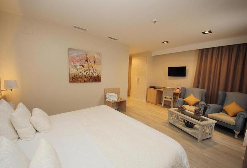 Номер Deluxe, Chateau Vinasoro