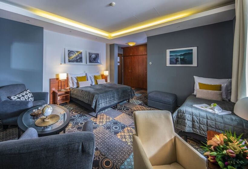 Номер Стандарт Трехместный, Budapest Airport Hotel Stáció Wellness & Konferencia