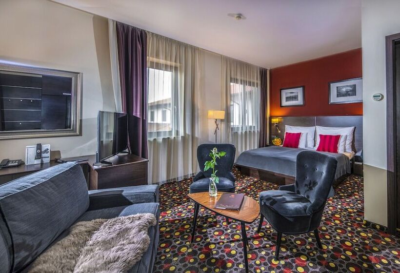 Люкс, Budapest Airport Hotel Stáció Wellness & Konferencia