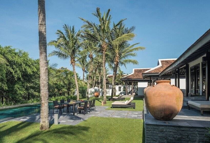 ویلای 3 خوابه با استخر, Four Seasons The Nam Hai, Hoi An, Vietnam