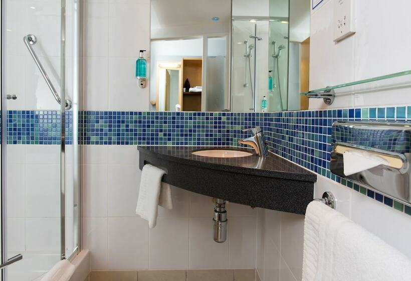 Номер Стандарт, Holiday Inn Express Newcastle Gateshead, An Ihg