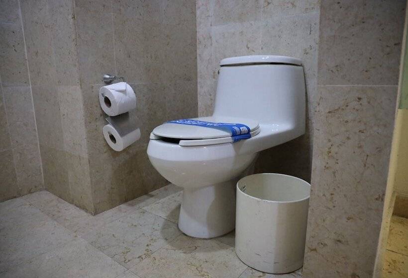 חדר דלוקס, Real Inn Nuevo Laredo