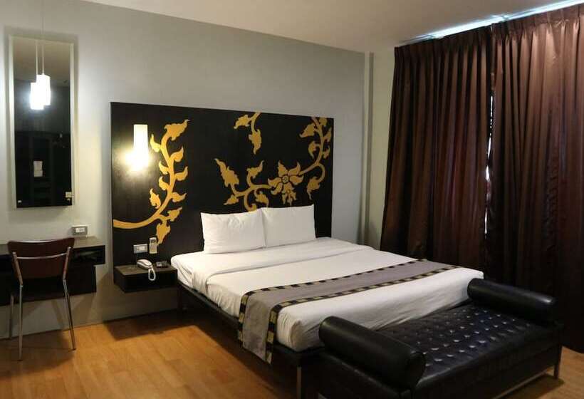 Quarto Superior, Swana Bangkok