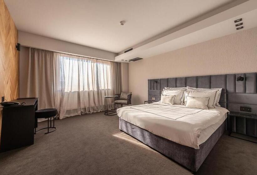 Quarto Deluxe, Vega Sofia