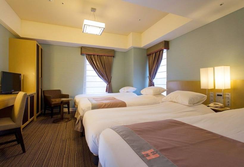 Quarto Estandar, Monterey Hanzomon