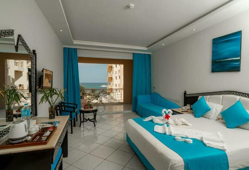 Superior Room, King Tut Aqua Park Beach Resort
