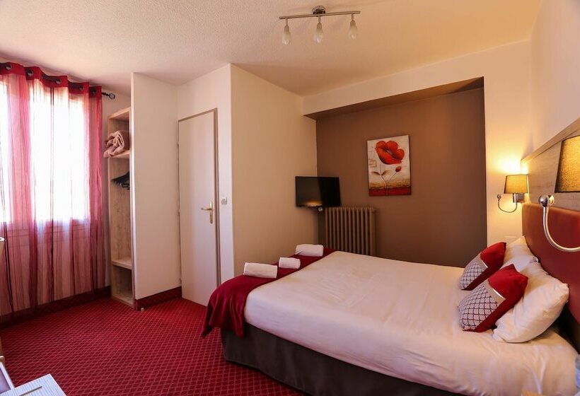 Номер Стандарт, Brit Hotel Bleu Nuit
