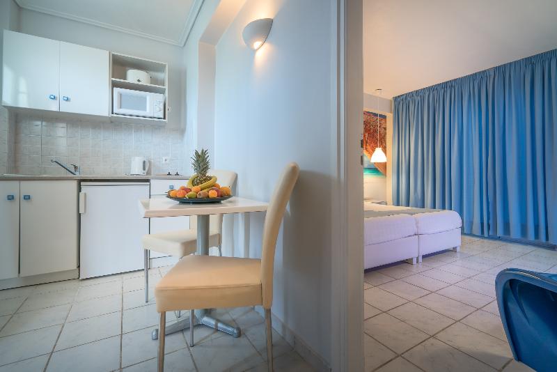Семейный Номер, Filoxenia Hotel Zakynthos