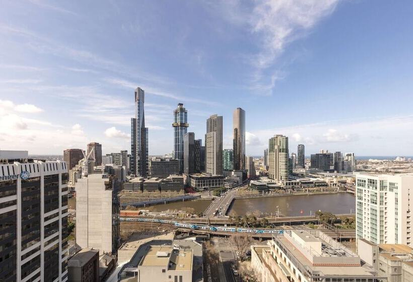 스탠다드 스튜디오 도시 전망, Oaks Melbourne On Market
