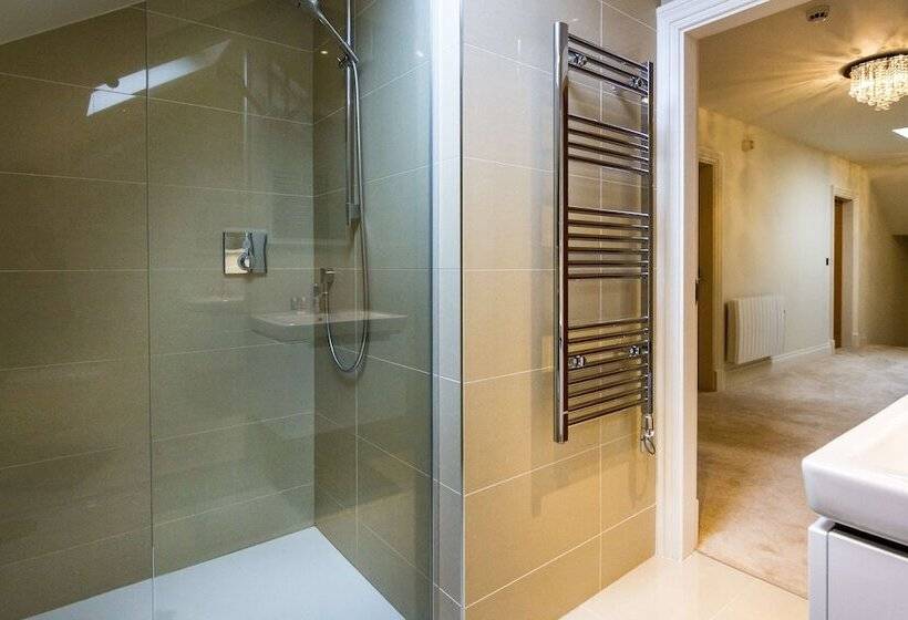 Номер Deluxe, White Hart Hotel & Apartments