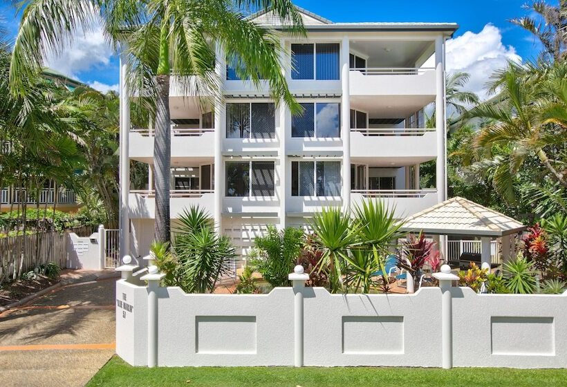 Апартаменты 3 Спальни, On The Beach Apartments