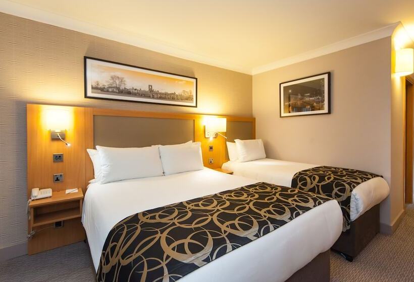 Номер Стандарт, Clayton Hotel, Leeds