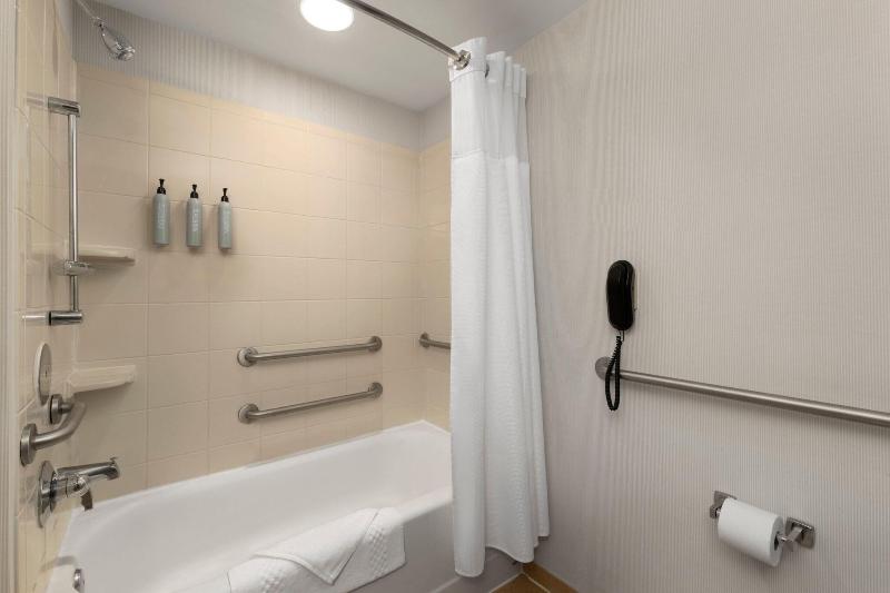 Стандартный Номер Кровать Кинг, Clayton Hotel, Leeds