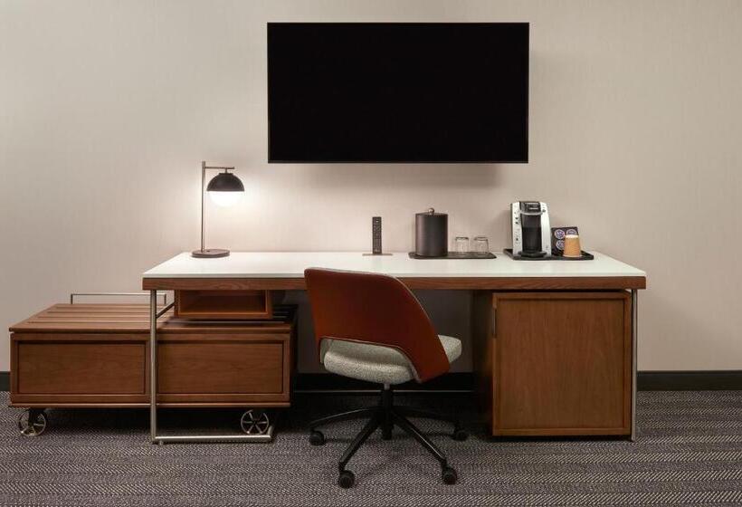 Люкс Кровать Кинг, Courtyard By Marriott Toronto Markham