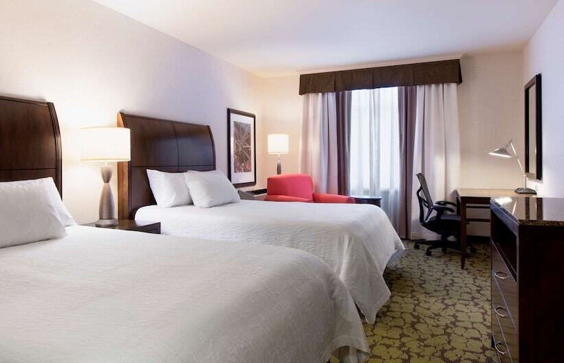スタンダードルーム, Hilton Garden Inn West Edmonton
