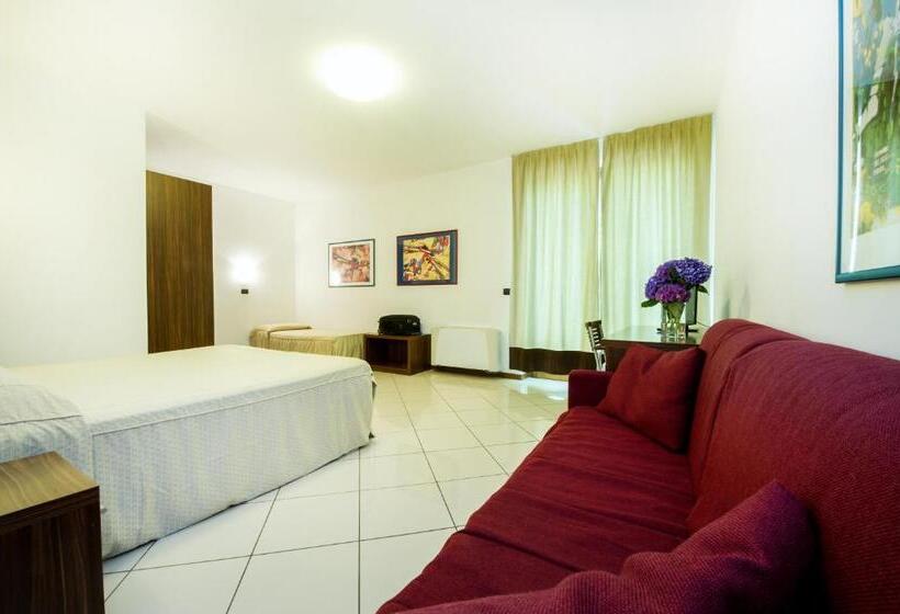 Номер Стандарт Трехместный, & Residence La Sibilla Cusiana