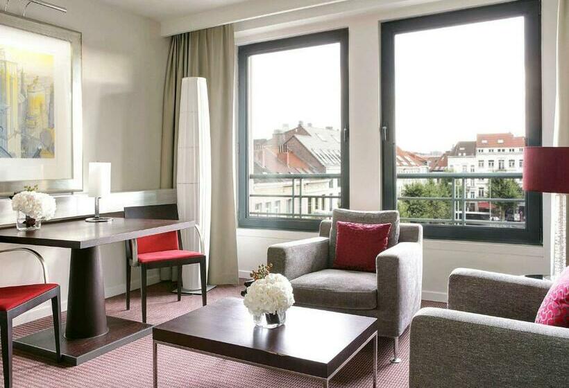 سوییت جونیور, Sofitel Brussels Europe