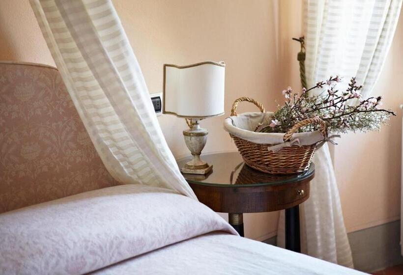 Полулюкс, Relais Villa Belpoggio   Residenza D Epoca