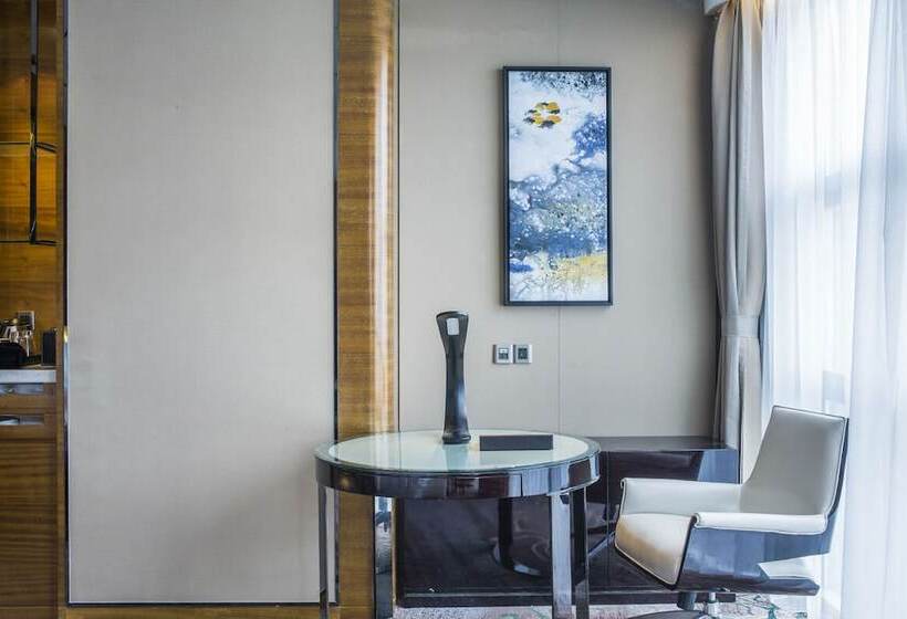 Номер Superior Вид на Город, Sofitel Nanjing Galaxy