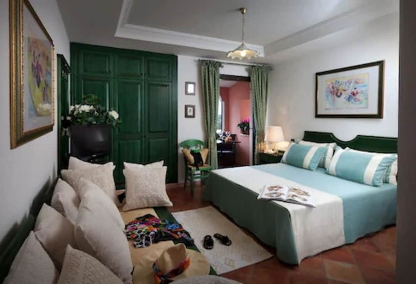 Классический Номер, Cala Ginepro Hotel Resort