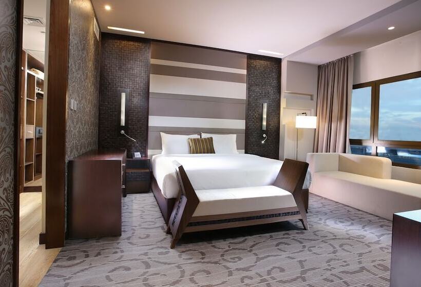 高级套房, Metropolitan Hotel Dubai