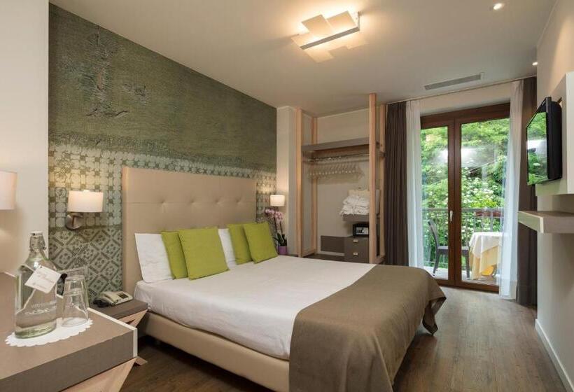 Номер Стандарт с Балконом, Resort & Spa Miramonti