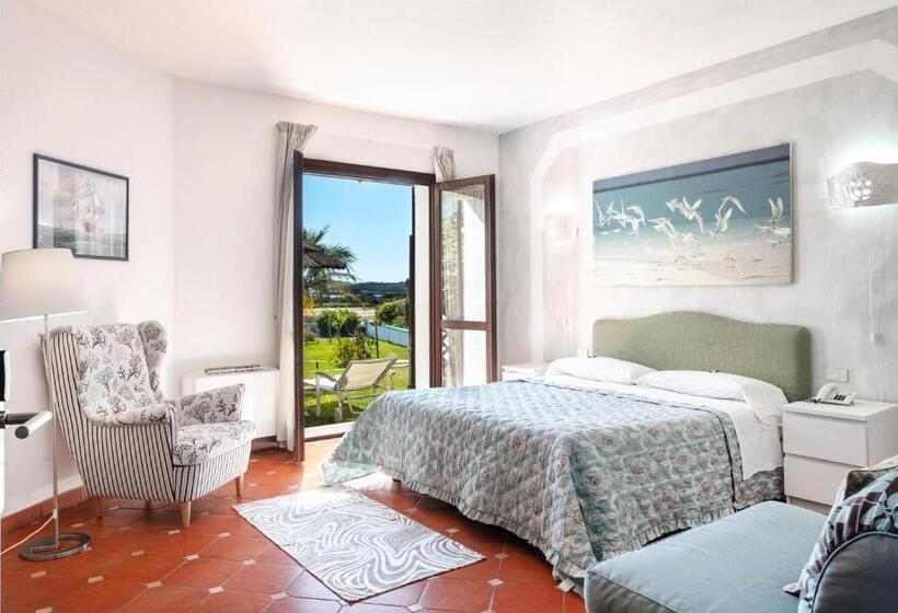 اتاق کلاسیک با چشم‌انداز دریا, Stefania Boutique Hotel By The Beach