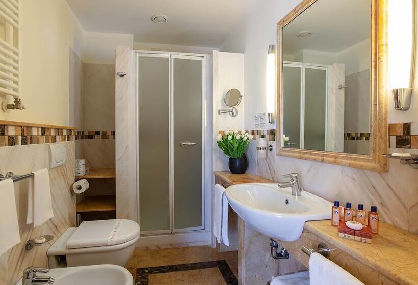 Номер Стандарт, Versilia Palace