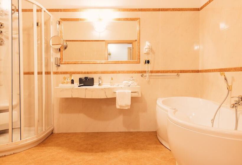 Люкс, Wellness Refugium & Resort Hotel Alpin Royal   Small Luxury Hotels Of The World