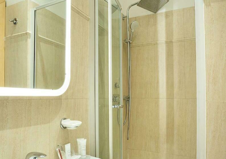 اتاق استاندارد یک نفره, Best Western Plus Executive Hotel And Suites