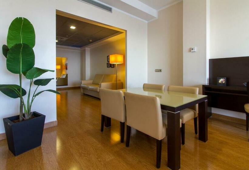 スイート, Solymar Gran Hotel