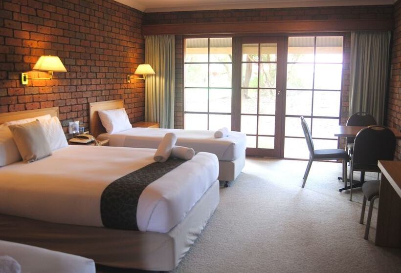 Номер Стандарт, Grange Burn Motel