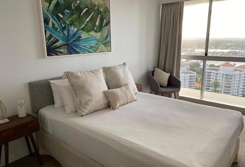 Апартаменты 2 Спальни, Hi Surf Beachfront Resort Apartments