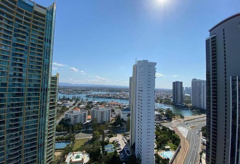 Апартаменты 2 Спальни, Hi Surf Beachfront Resort Apartments