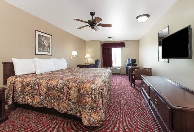 Номер бизнес-класса, Days Inn By Wyndham St Peters/st Charles