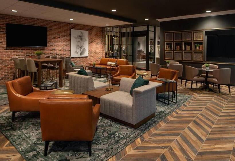 Полулюкс, New Orleans Marriott Warehouse Arts District