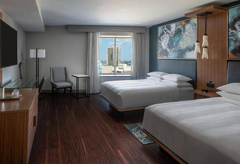 Номер Стандарт, New Orleans Marriott Warehouse Arts District