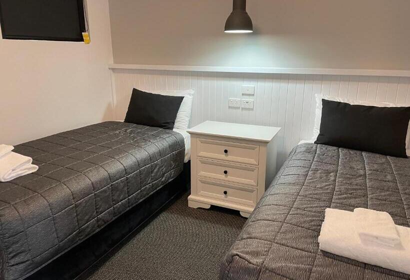 Семейный Номер Superior, Noah's Mid City Motor Inn Muswellbrook
