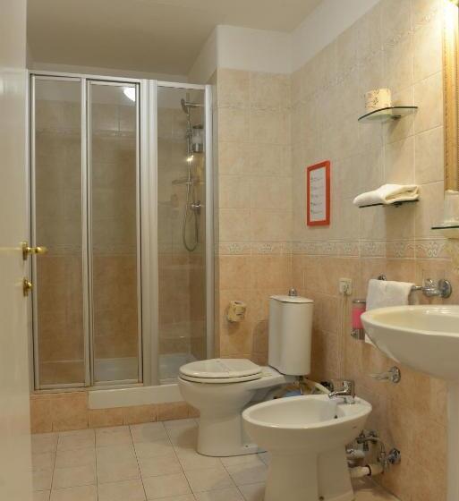 غرفة ديلوكس مزودة بشرفة, Catania Centro Rooms
