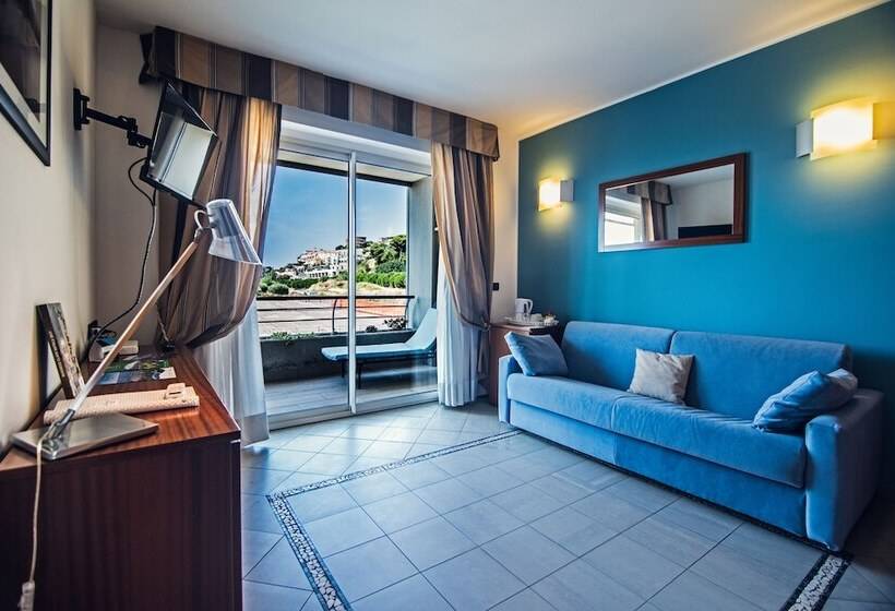Полулюкс Боковой Вид на Море, Aregai Marina Hotel & Residence
