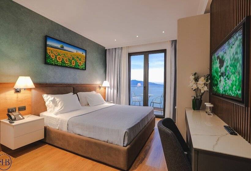 غرفة ديلوكس مطلّة علي البحر, Butrinti & Spa