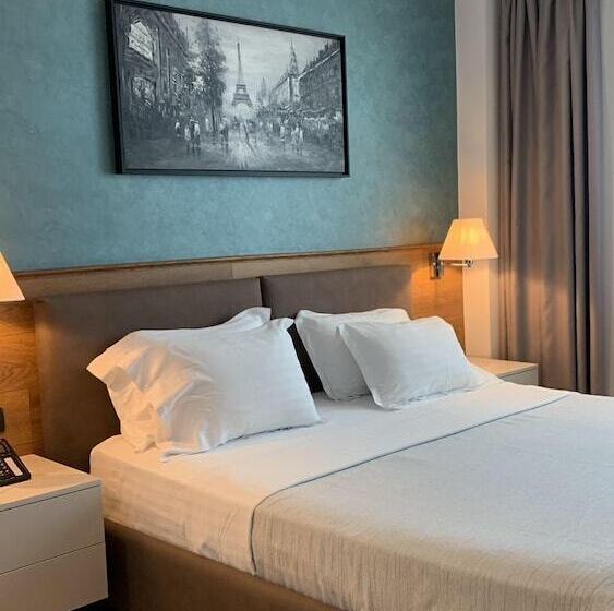 غرفة ديلوكس مطلّة علي البحر, Butrinti & Spa